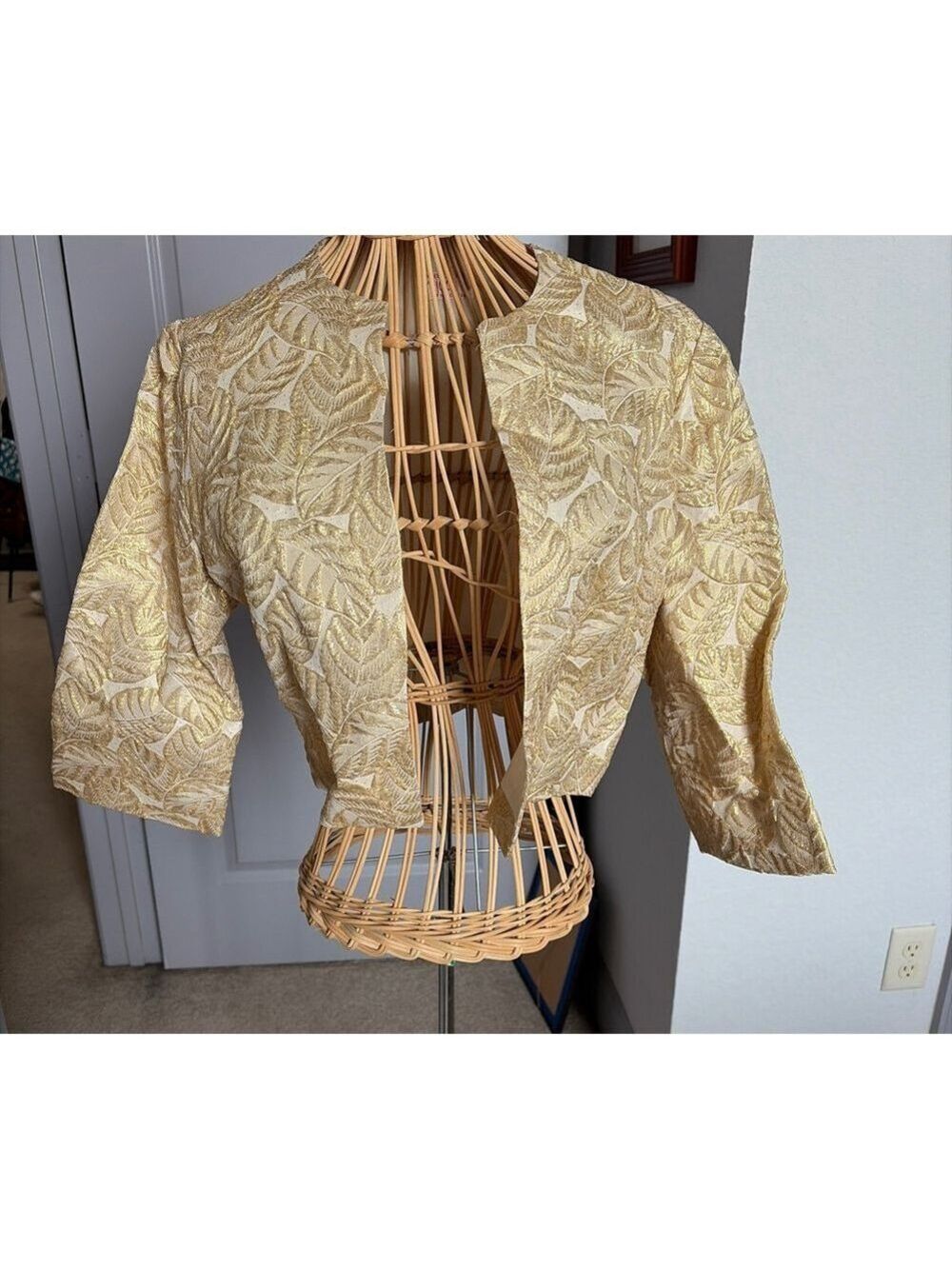 Women's JOK McCauley Gold & Beige Leaf Pattern Blazer-S